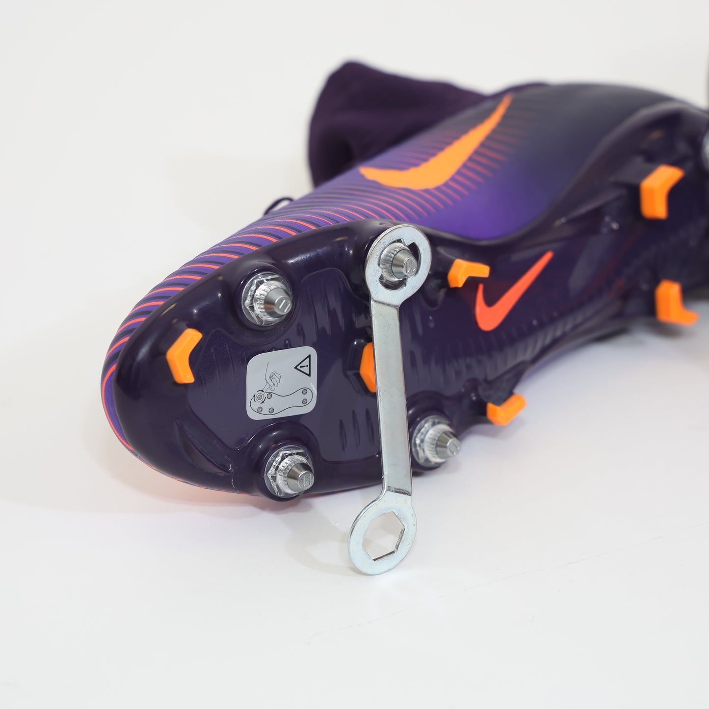 נעלי כדורגל Nike Mercurial Veloce 3 SG-Pro