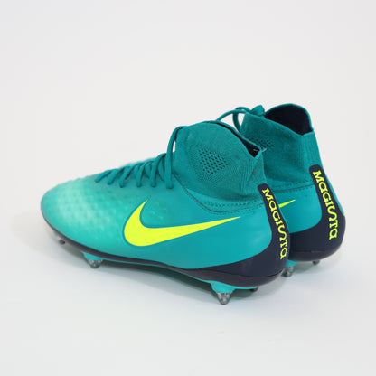 Nike Magista Orden II SG נעלי כדורגל נייק מג'יסטה