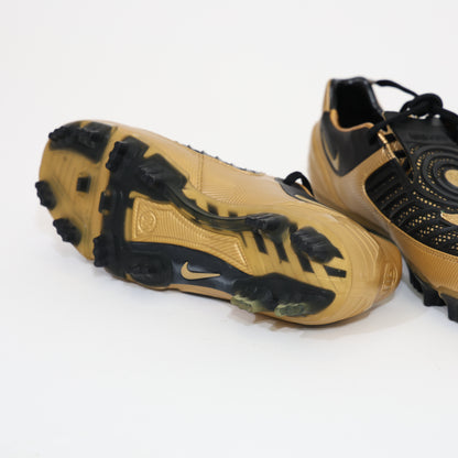 Nike Total 90 Laser II FG נעלי כדורגל נייק טוטאל 90