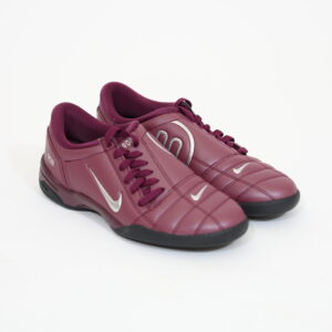 נעלי קטרגל נייק - Nike Total 90 TF