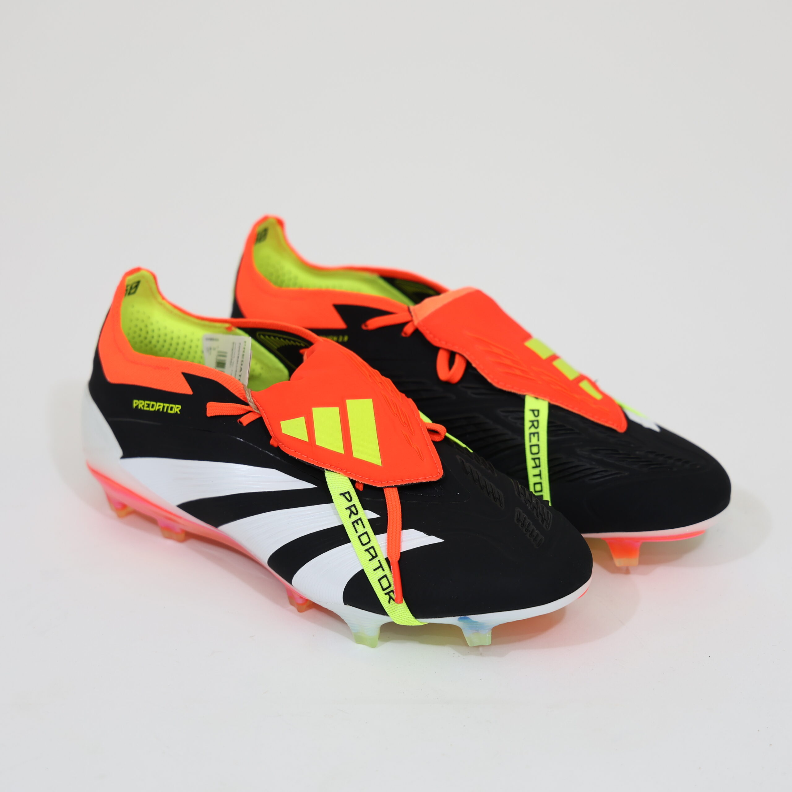 נעלי כדורגל אדידס פרדטור – Adidas Predator Predstrike 30 Tongue Elite